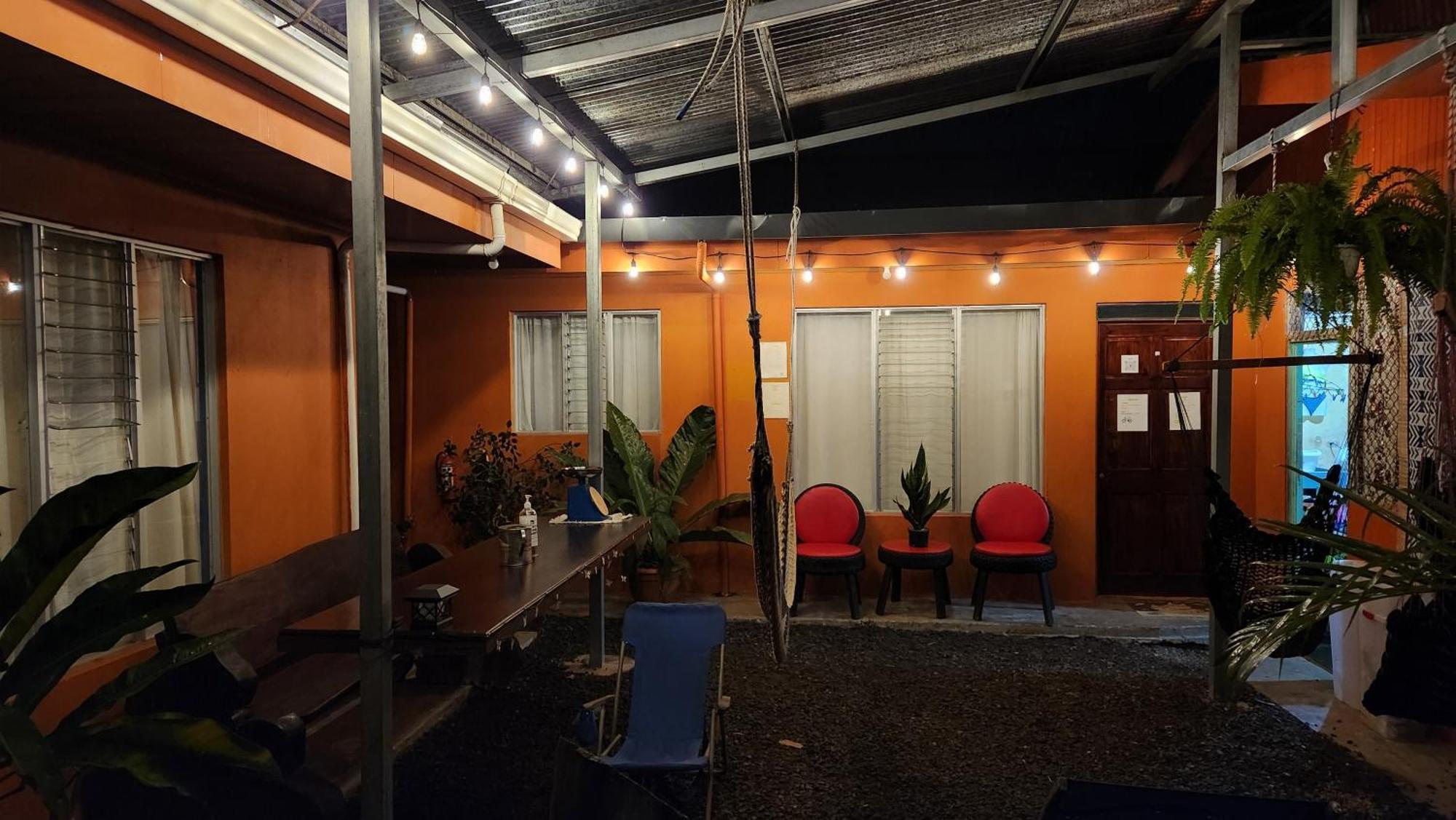 Alojamientos N&S La Fortuna المظهر الخارجي الصورة